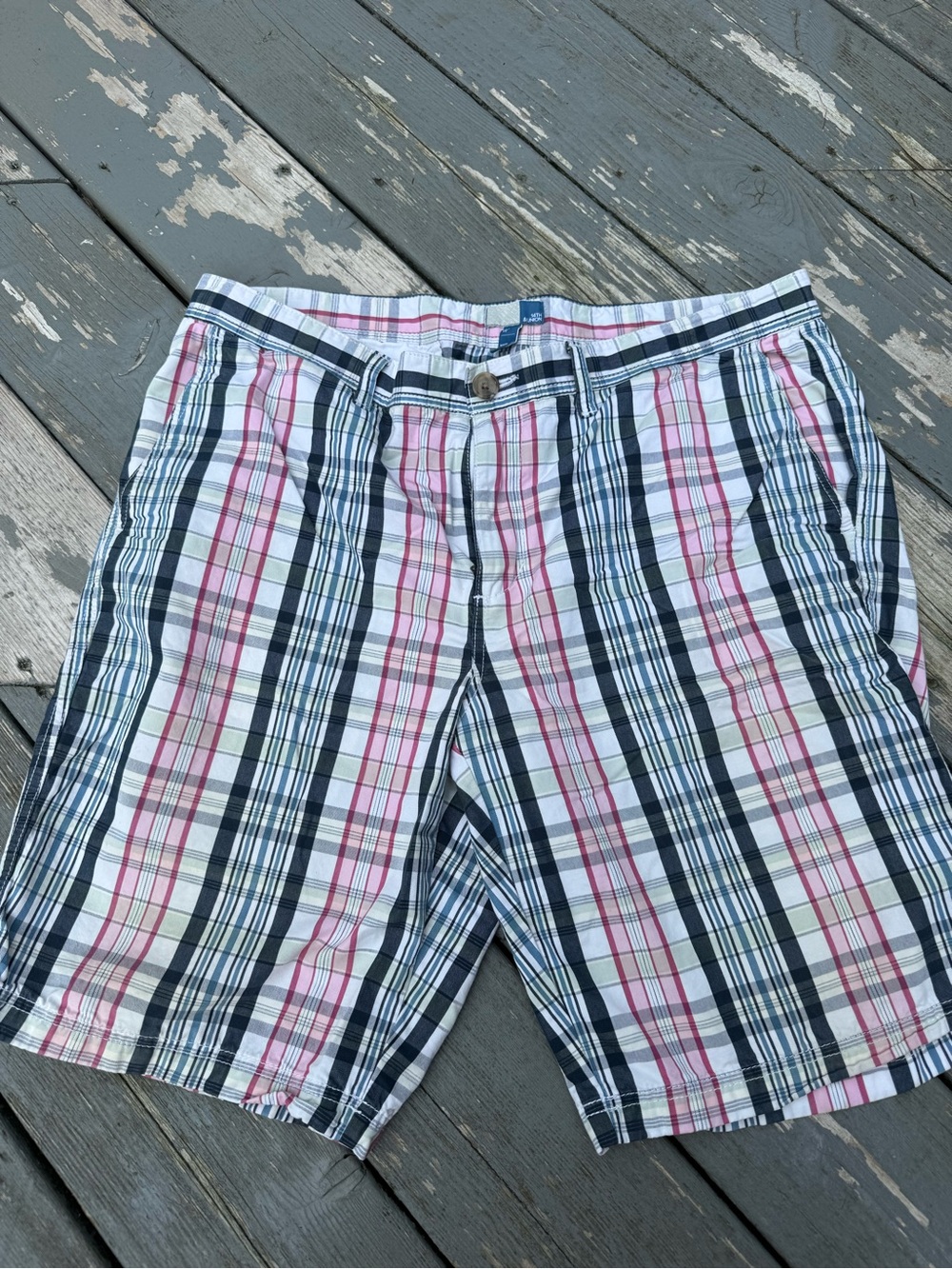 14th & Union Men's Plaid Cotton Shorts - White, Navy & Pink 36w